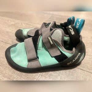 Scarpa Origin Rock Climbing
Shoes Size W8 M7 $135